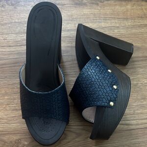 Elegant Navy Woven Platform Heels